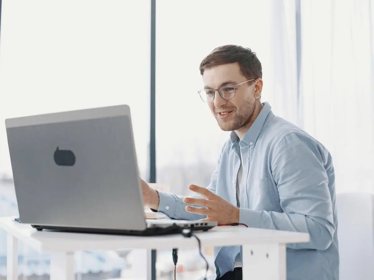 Consultant working remotely on a laptop