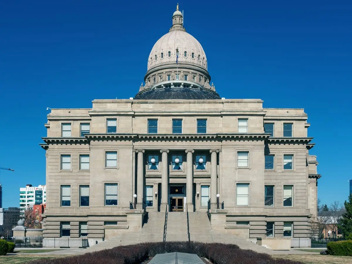 Government building