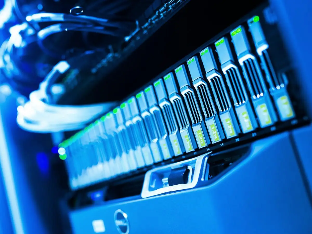 Server hardware in a data centre